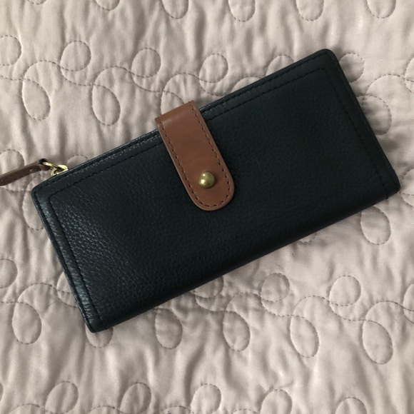 Fossil Cowhide Leather Wallet - Picture 1 of 5